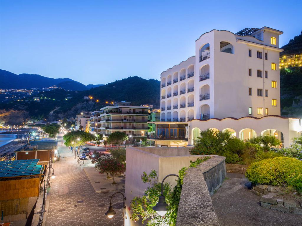 Hotel Sole Splendid Maiori Bagian luar foto